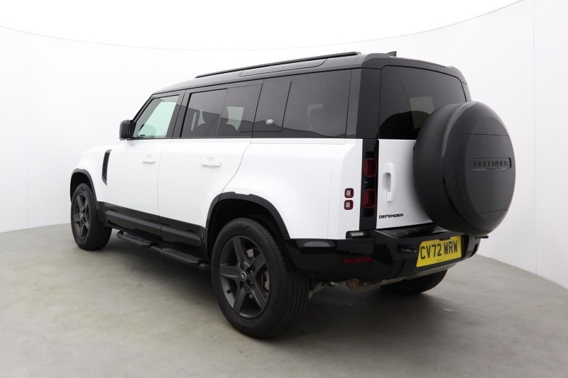 2022 (72) LAND ROVER DEFENDER 3.0 D300 X-Dynamic SE 110 5dr Auto 1