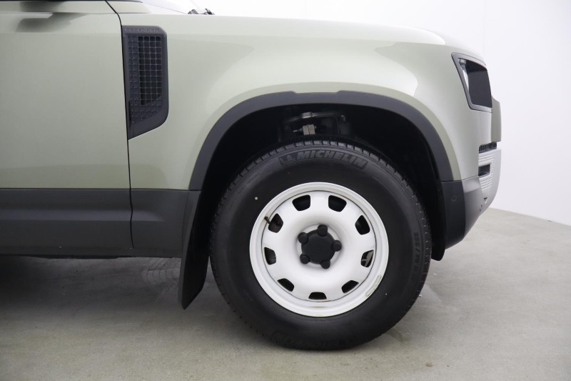2021 (71) LAND ROVER COMMERCIAL DEFENDER 3.0 D200 Hard Top Auto 5705361