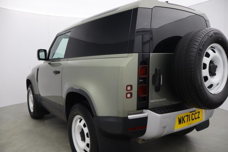 2021 (71) LAND ROVER COMMERCIAL DEFENDER 3.0 D200 Hard Top Auto 5705352