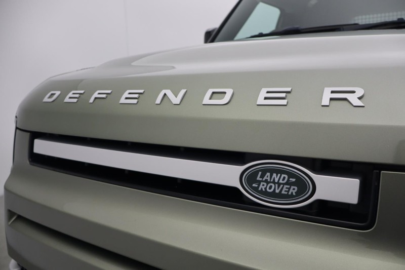 2021 (71) LAND ROVER COMMERCIAL DEFENDER 3.0 D200 Hard Top Auto 5705365