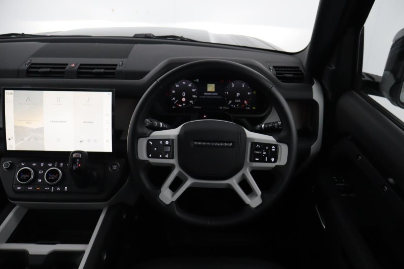 2026 (75) LAND ROVER DEFENDER 3.0 D350 X-Dynamic HSE 90 3dr Auto 5784617