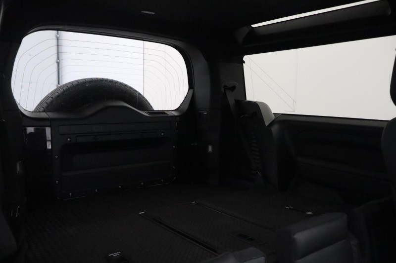 2026 (75) LAND ROVER DEFENDER 3.0 D350 X-Dynamic HSE 90 3dr Auto 5784607