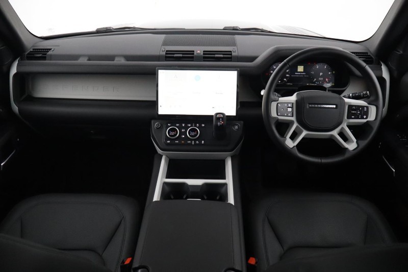 2026 (75) LAND ROVER DEFENDER 3.0 D350 X-Dynamic HSE 90 3dr Auto 5784614