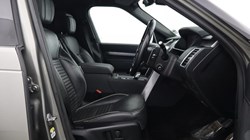 2024 (24) LAND ROVER COMMERCIAL DISCOVERY 3.0 D300 Dynamic HSE Commercial Auto 5785201