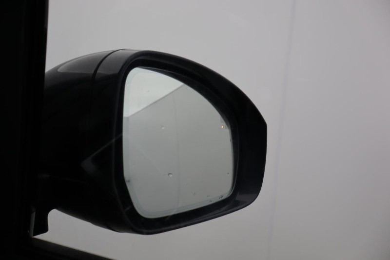 2024 (24) LAND ROVER COMMERCIAL DISCOVERY 3.0 D300 Dynamic HSE Commercial Auto 5785248