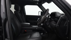 2022 (72) LAND ROVER DEFENDER 5.0 P525 V8 Carpathian Edition 110 5dr Auto 5715081