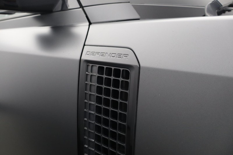 2022 (72) LAND ROVER DEFENDER 5.0 P525 V8 Carpathian Edition 110 5dr Auto 5715072