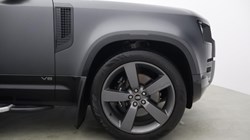 2022 (72) LAND ROVER DEFENDER 5.0 P525 V8 Carpathian Edition 110 5dr Auto 5715116