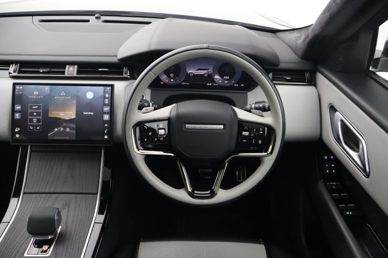 2025 (25) LAND ROVER RANGE ROVER VELAR 2.0 P400e Autobiography 5dr Auto [Revised] 5730666