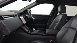 2025 (25) LAND ROVER RANGE ROVER VELAR 2.0 D200 MHEV Dynamic SE 5dr Auto 5745402