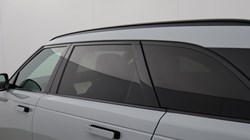 2025 (25) LAND ROVER RANGE ROVER VELAR 2.0 D200 MHEV Dynamic SE 5dr Auto 5745401