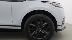 2025 (25) LAND ROVER RANGE ROVER VELAR 2.0 D200 MHEV Dynamic SE 5dr Auto 5745412