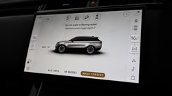 2025 (25) LAND ROVER RANGE ROVER VELAR 2.0 D200 MHEV Dynamic SE 5dr Auto 5745443
