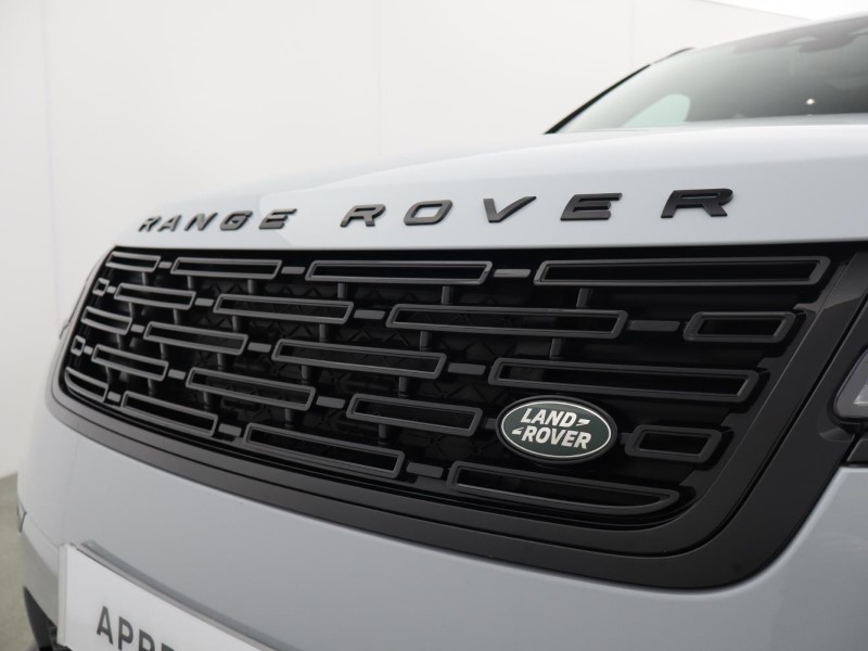 2025 (25) LAND ROVER RANGE ROVER VELAR 2.0 D200 MHEV Dynamic SE 5dr Auto 5745414