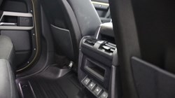 2020 (70) LAND ROVER DEFENDER 2.0 D240 SE 110 5dr Auto 5732711