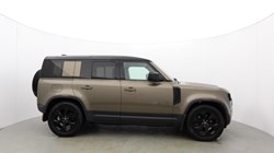 2020 (70) LAND ROVER DEFENDER 2.0 D240 SE 110 5dr Auto 5732691