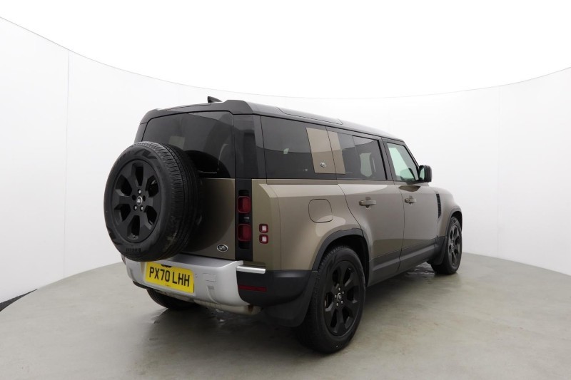 2020 (70) LAND ROVER DEFENDER 2.0 D240 SE 110 5dr Auto 5732693