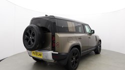 2020 (70) LAND ROVER DEFENDER 2.0 D240 SE 110 5dr Auto 5732693