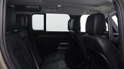 2020 (70) LAND ROVER DEFENDER 2.0 D240 SE 110 5dr Auto 5732709