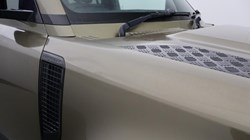 2020 (70) LAND ROVER DEFENDER 2.0 D240 SE 110 5dr Auto 5732718