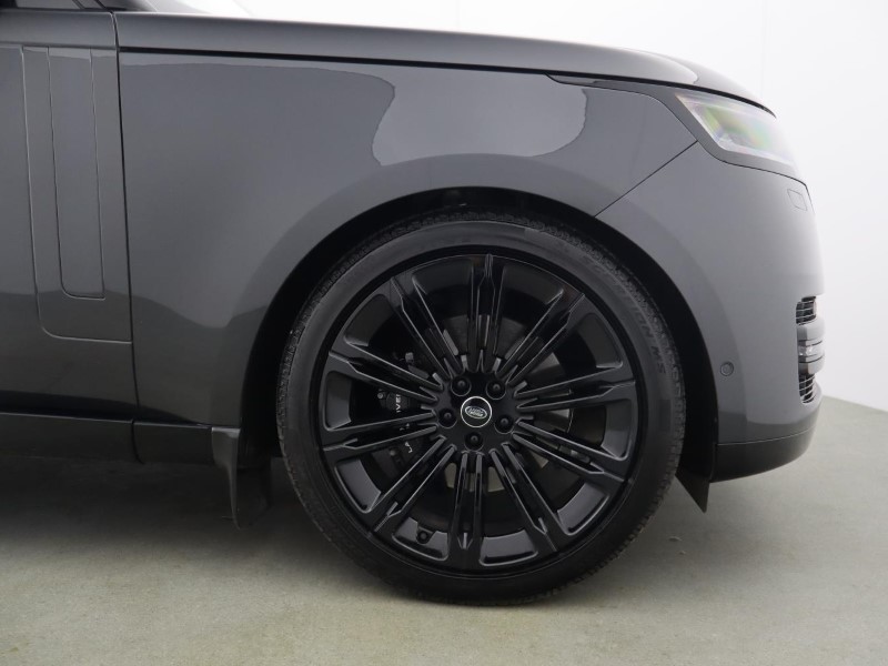 2026 (26) LAND ROVER RANGE ROVER 3.0 D300 Edition 4dr Auto 5745611