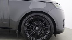 2026 (26) LAND ROVER RANGE ROVER 3.0 D300 Edition 4dr Auto 5745610