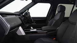 2026 (26) LAND ROVER RANGE ROVER 3.0 D300 Edition 4dr Auto 5745603