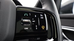 2024 (74) LAND ROVER RANGE ROVER VELAR 2.0 D200 MHEV Dynamic SE 5dr Auto 5738783