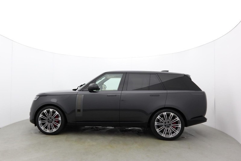 2025 (25) LAND ROVER RANGE ROVER 4.4 P615 V8 SV 4dr Auto 5906801