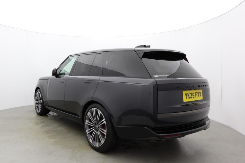 2025 (25) LAND ROVER RANGE ROVER 4.4 P615 V8 SV 4dr Auto 5906803