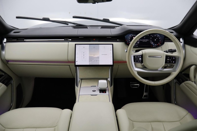2025 (25) LAND ROVER RANGE ROVER 4.4 P615 V8 SV 4dr Auto 5906824