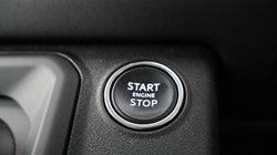 2024 (74) LAND ROVER COMMERCIAL DEFENDER 3.0 D250 Hard Top X-Dynamic SE Auto 5779774