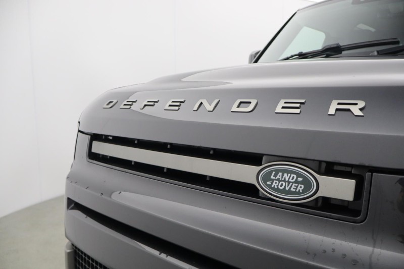 2024 (74) LAND ROVER COMMERCIAL DEFENDER 3.0 D250 Hard Top X-Dynamic SE Auto 5779740