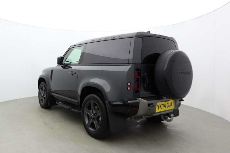 2024 (74) LAND ROVER COMMERCIAL DEFENDER 3.0 D250 Hard Top X-Dynamic SE Auto 5779716