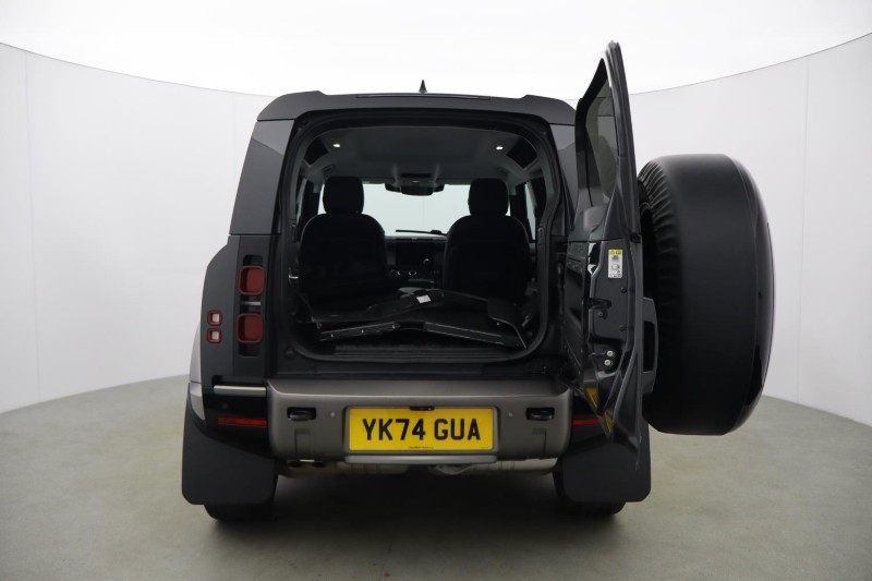 2024 (74) LAND ROVER COMMERCIAL DEFENDER 3.0 D250 Hard Top X-Dynamic SE Auto 5779727