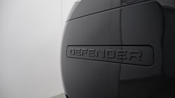 2024 (74) LAND ROVER COMMERCIAL DEFENDER 3.0 D250 Hard Top X-Dynamic SE Auto 5779725