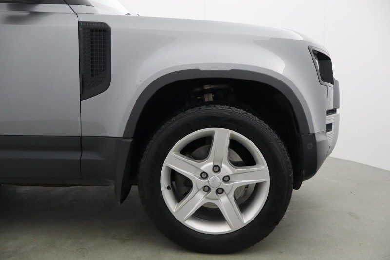 2023 (23) LAND ROVER COMMERCIAL DEFENDER 3.0 D250 Hard Top SE Auto 5795140