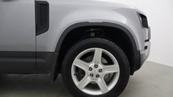 2023 (23) LAND ROVER COMMERCIAL DEFENDER 3.0 D250 Hard Top SE Auto 5795140