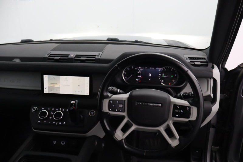 2023 (23) LAND ROVER COMMERCIAL DEFENDER 3.0 D250 Hard Top SE Auto 5795168