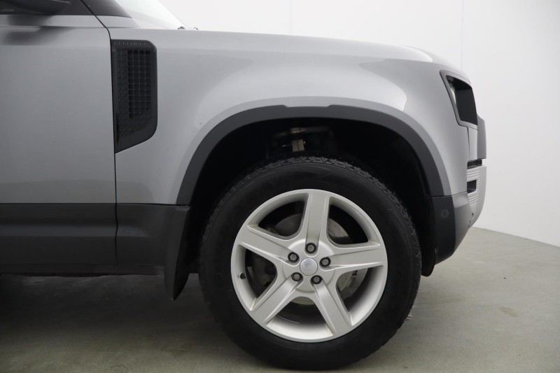 2023 (23) LAND ROVER COMMERCIAL DEFENDER 3.0 D250 Hard Top SE Auto 5795139
