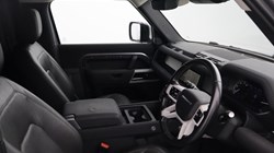 2023 (23) LAND ROVER COMMERCIAL DEFENDER 3.0 D250 Hard Top SE Auto 5795172