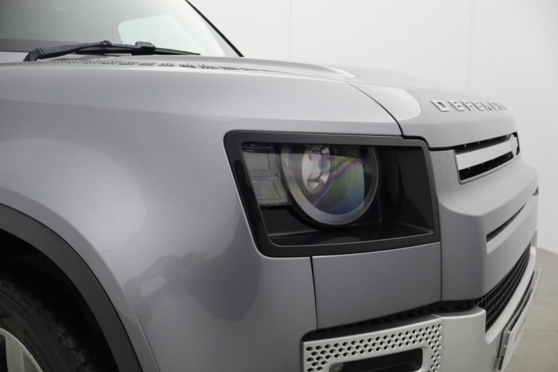 2023 (23) LAND ROVER COMMERCIAL DEFENDER 3.0 D250 Hard Top SE Auto 5795137