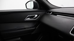 2021 (21) LAND ROVER RANGE ROVER VELAR 3.0 D300 MHEV R-Dynamic SE 5dr Auto 5728126