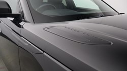 2021 (21) LAND ROVER RANGE ROVER VELAR 3.0 D300 MHEV R-Dynamic SE 5dr Auto 5728096