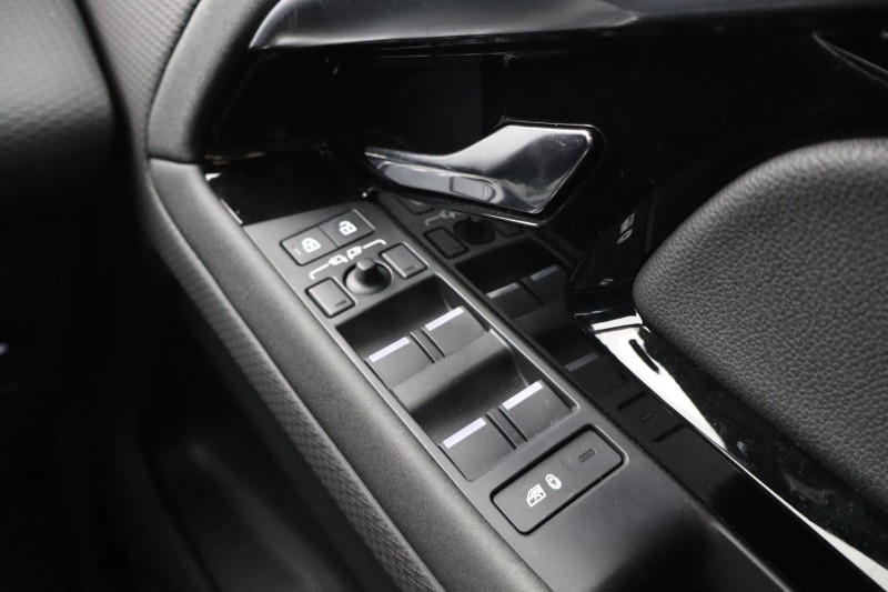 2022 (72) LAND ROVER RANGE ROVER EVOQUE 1.5 P300e R-Dynamic S 5dr Auto 5766934