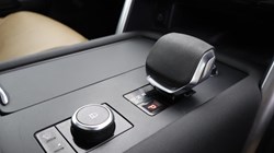 2023 (23) LAND ROVER DISCOVERY 3.0 D300 R-Dynamic HSE 5dr Auto 5748543
