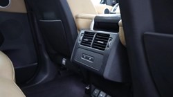 2023 (23) LAND ROVER DISCOVERY 3.0 D300 R-Dynamic HSE 5dr Auto 5748512