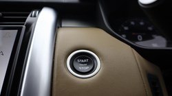 2023 (23) LAND ROVER DISCOVERY 3.0 D300 R-Dynamic HSE 5dr Auto 5748540