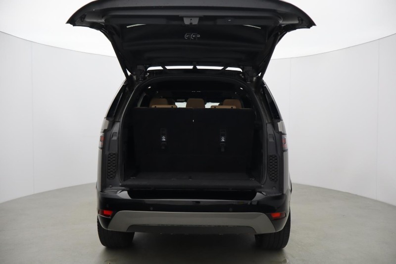2023 (23) LAND ROVER DISCOVERY 3.0 D300 R-Dynamic HSE 5dr Auto 5748494