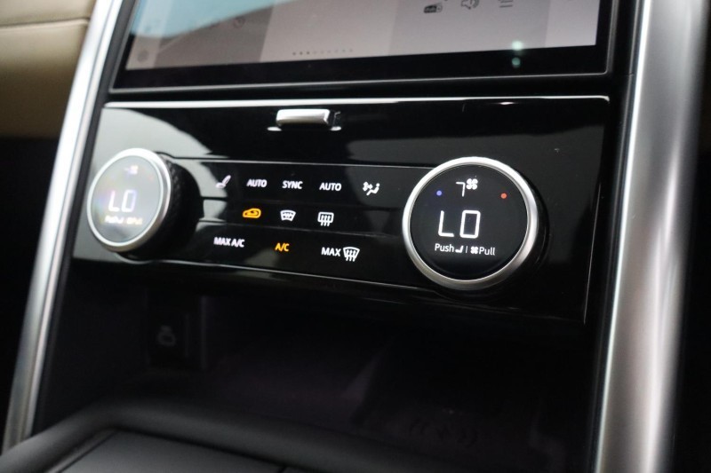 2023 (23) LAND ROVER DISCOVERY 3.0 D300 R-Dynamic HSE 5dr Auto 5748528